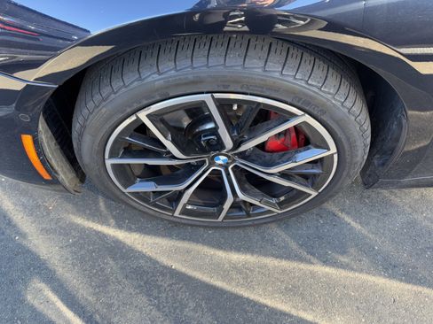 Certified 2023 BMW 540i w/ Executive Package image 31