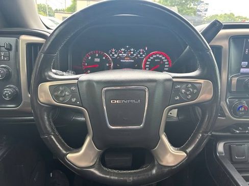 Used 2016 GMC Sierra 1500 Denali w/ Enhanced Driver Alert Package AWD/4WD image 10