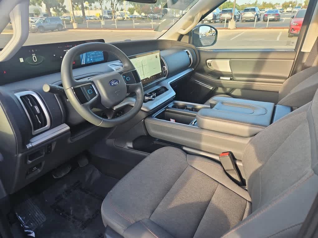 Certified 2025 Ford Expedition Max Active RWD image 15