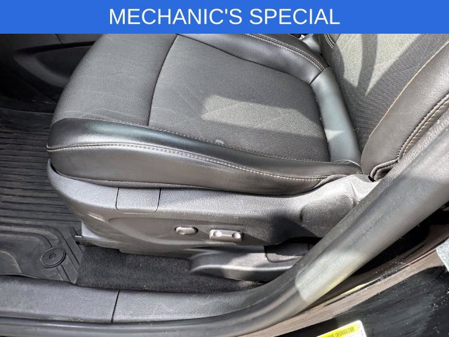 Used 2018 Chevrolet Trax LT w/ Redline Edition AWD/4WD image 15