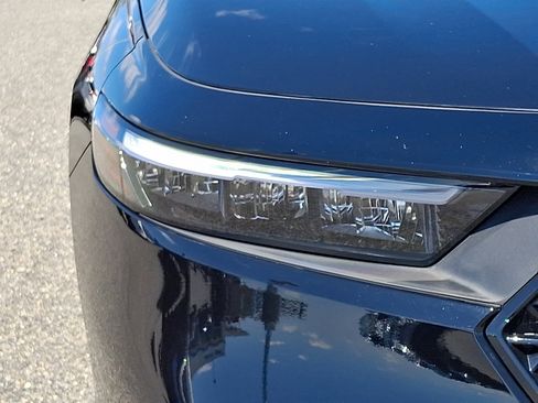 Used 2025 Honda Accord LX image 10