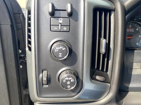 Used 2017 Chevrolet Silverado 1500 LT w/ Midnight Edition image 23