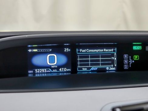 Certified 2022 Toyota Prius LE image 15