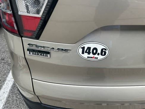 Used 2018 Ford Escape SE AWD/4WD image 11