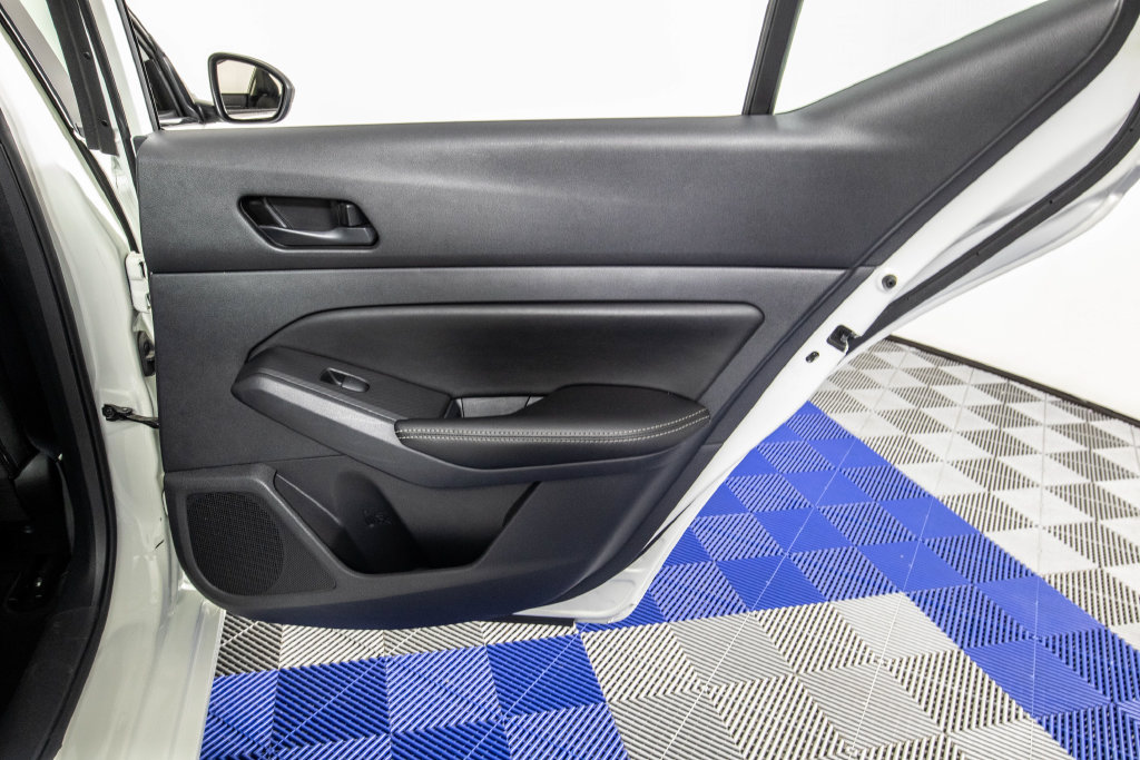 Used 2025 Nissan Altima 2.5 SV FWD image 17