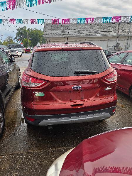 Used 2015 Ford Escape SE FWD image 4