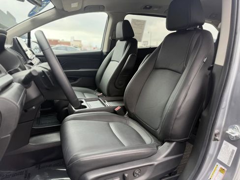Used 2025 Honda Odyssey EX-L image 14