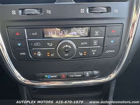 Used 2019 Dodge Grand Caravan GT image 23