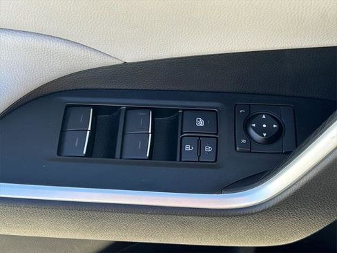 Certified 2025 Toyota RAV4 XLE image 22