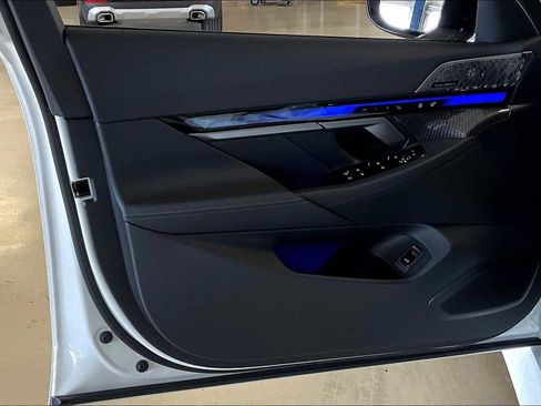 New 2026 BMW M5 w/ Carbon Package image 10