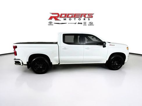 Used 2023 Chevrolet Silverado 1500 RST AWD/4WD image 9