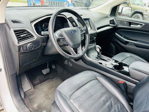 Used 2018 Ford Edge SEL w/ Equipment Group 201A FWD image 11