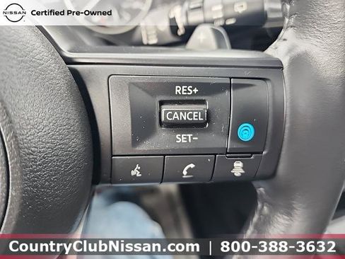 Certified 2024 Nissan Rogue SV w/ SV Premium Package image 19