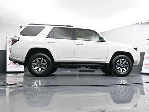 Used 2019 Toyota 4Runner TRD Off-Road image 38