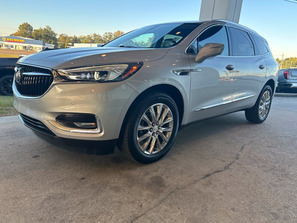 Used 2018 Buick Enclave Premium FWD image 4