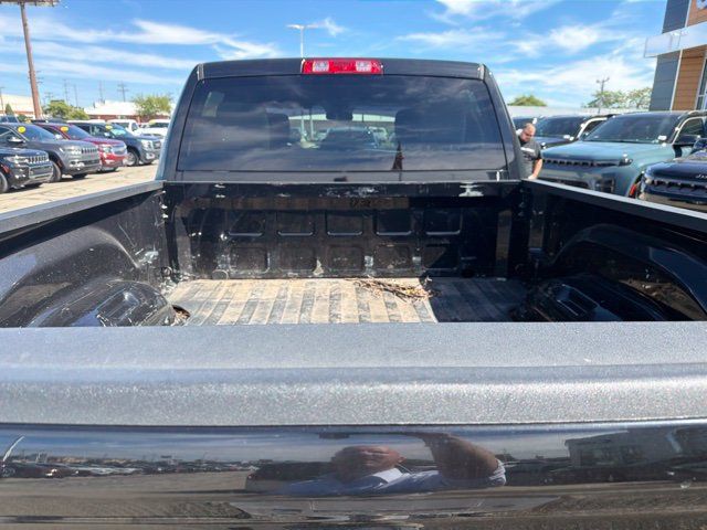 Used 2018 RAM 2500 Tradesman w/ Chrome Appearance Group AWD/4WD image 4