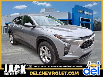 Used 2024 Chevrolet Trax LS w/ LS Convenience Package