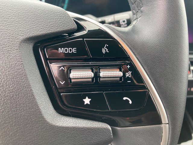 Used 2024 Kia Niro EX w/ EX Cold Weather Package FWD image 25