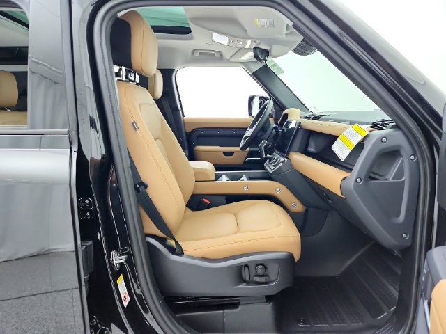 New 2026 Land Rover Defender 110 S AWD/4WD image 18