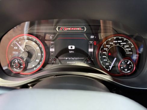 Used 2022 RAM 1500 Rebel AWD/4WD image 9