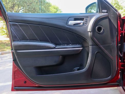 Used 2020 Dodge Charger Scat Pack w/ Dynamics Package RWD image 12