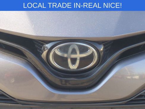 Used 2019 Toyota Camry L image 31
