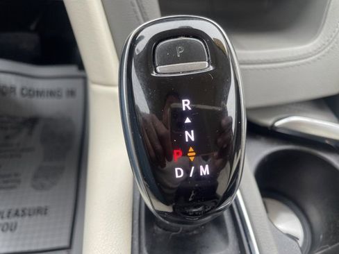 Used 2020 Cadillac XT5 Premium Luxury image 30