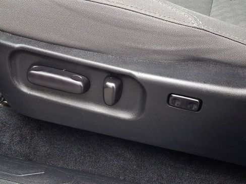 Used 2020 Toyota Tacoma SR5 image 28