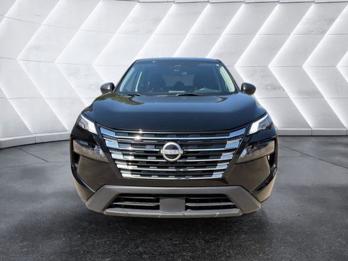 Used 2024 Nissan Rogue S FWD image 8