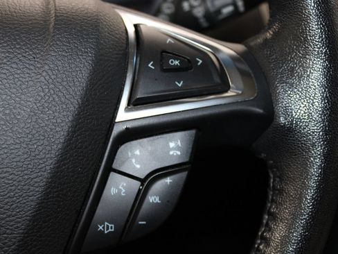 Used 2019 Ford Edge SEL w/ Equipment Group 201A FWD image 22
