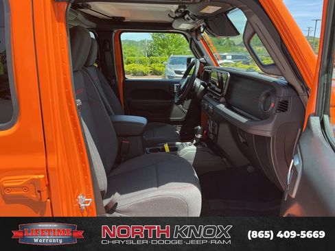 New 2026 Jeep Wrangler Unlimited Rubicon AWD/4WD image 24