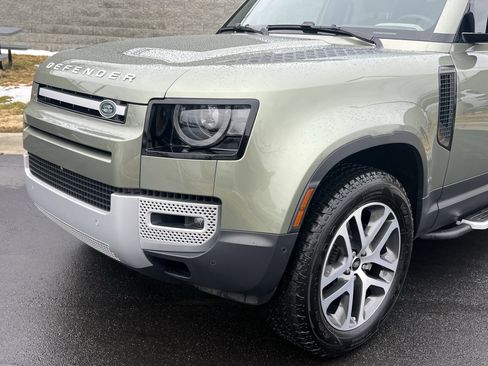 Used 2022 Land Rover Defender 110 S image 11