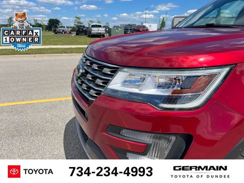 Used 2017 Ford Explorer XLT AWD/4WD image 13