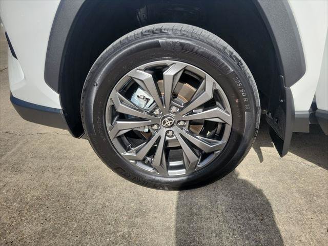Certified 2025 Toyota RAV4 Limited AWD/4WD image 35