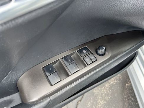 Used 2024 Toyota Camry SE FWD image 33