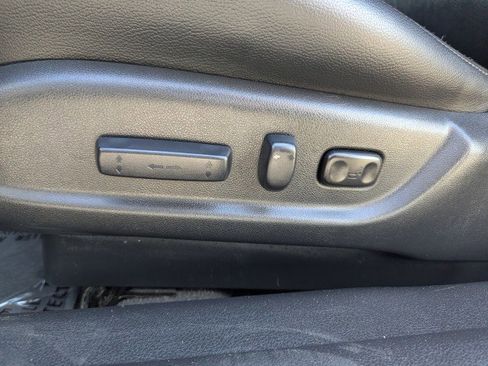 Used 2011 Honda Accord EX-L image 12