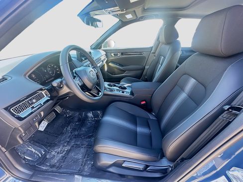 New 2026 Honda Civic Sport image 17