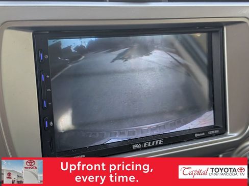 Used 2010 Toyota 4Runner SR5 AWD/4WD image 22