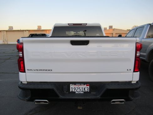 Used 2021 Chevrolet Silverado 1500 LT Trail Boss image 4