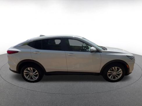 Used 2025 Buick Envista Preferred image 16