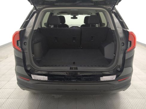 Used 2022 GMC Terrain SLE w/ Driver Convenience Package image 29