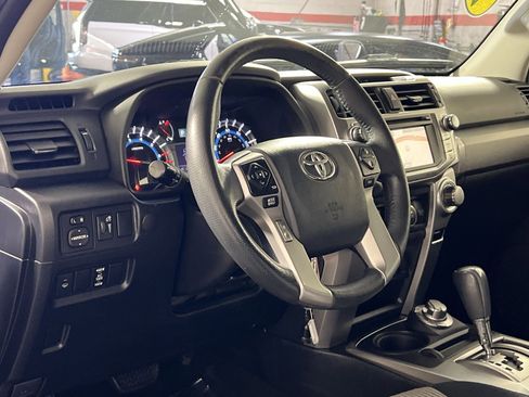 Used 2018 Toyota 4Runner SR5 image 16