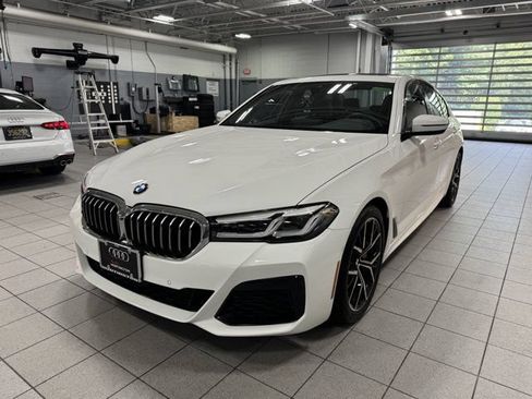 Used 2023 BMW 530i xDrive w/ M Sport Package AWD/4WD image 8