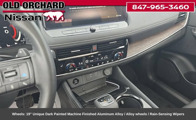 Used 2025 Nissan Rogue Platinum w/ Tech Package AWD/4WD image 11