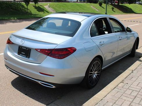 Used 2023 Mercedes-Benz C 300 Sedan image 5