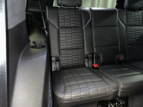 Used 2021 Cadillac Escalade Premium Luxury Platinum image 37