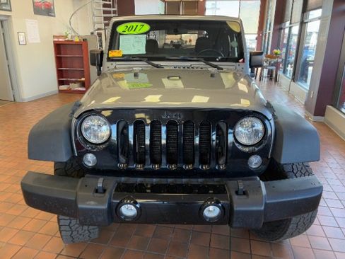 Used 2017 Jeep Wrangler Sport image 5