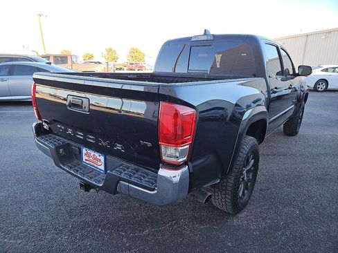 Used 2020 Toyota Tacoma SR5 image 7