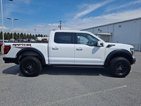 Used 2025 Ford F150 Raptor AWD/4WD image 14