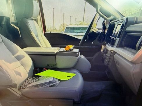 Used 2024 Ford F550 2WD Regular Cab Super Duty image 6